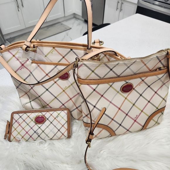 🔹️Coach🔹️ tatterstall 3 piece bundle bag and wallet - Picture 1 of 1